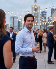 Vframe Shape under a dress shirt